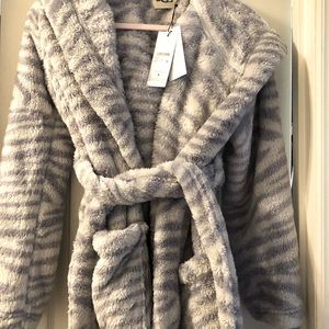 UGG Sherpa robe size small